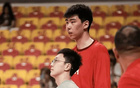 输FMP俱乐部发布会！徐昕深入剖析失利原因，坦言国家队内线竞争激烈，未来将迎更大挑战！